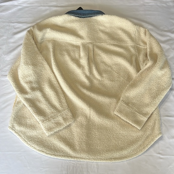 Levis Nola Shacket Shirt Jacket Almond Buff White Size XL NWT - Picture 12 of 15